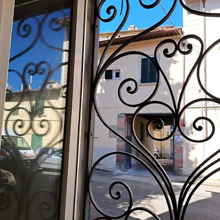 Apartman La Casa Del Podesta 65 *